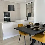 Piso En Castillo Sohail Апартаменти Фуенхірола