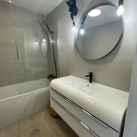 Piso En Castillo Sohail *